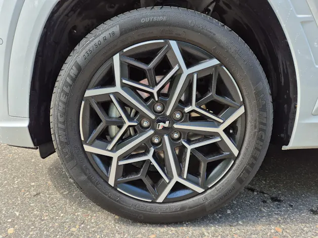Hyundai Tucson 1.6 T-GDi HEV N-Line LUX.pack 4WD