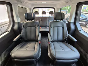 Hyundai Staria Premium 1.6 GDi HEV Vertex