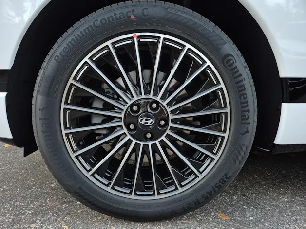 Hyundai Ioniq 9 Calligraphy 4WD