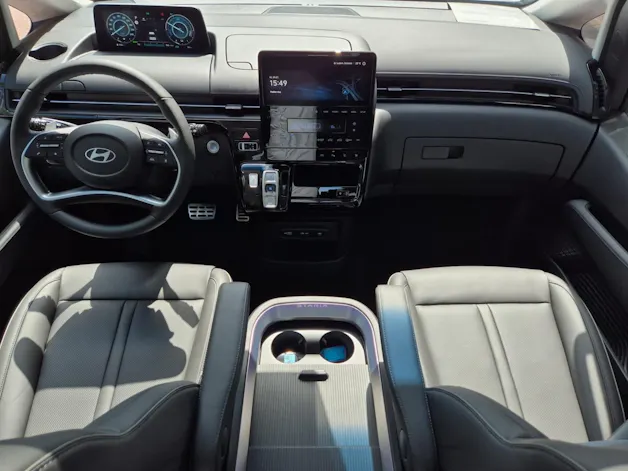 Hyundai Staria Premium 1.6 GDi HEV Vertex