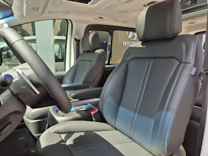 Hyundai Staria Premium 1.6 GDi HEV Vertex