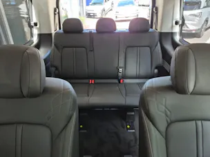 Hyundai Staria Premium 1.6 GDi HEV Vertex