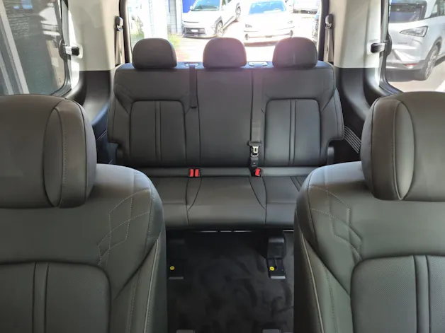 Hyundai Staria Premium 1.6 GDi HEV Vertex