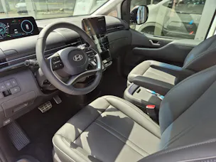 Hyundai Staria Premium 1.6 GDi HEV Vertex