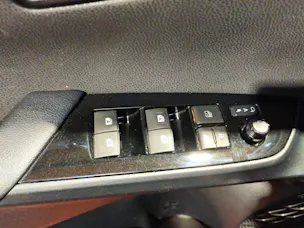 Toyota Prius 1.8 VVTi HSD Sol Premium
