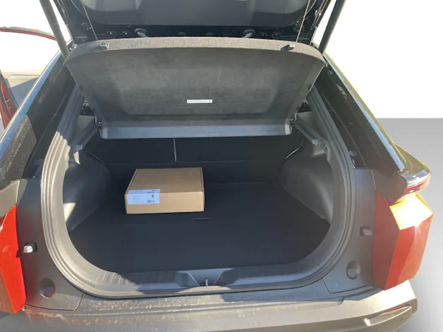 Toyota C-HR+ Premium AWD