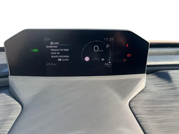 Toyota C-HR+ Premium AWD