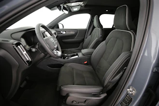 https://vehicle.imgix.net/4275968/77312b2f-3f5a-409f-b818-167bca17123b.jpg