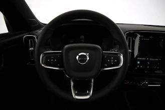 https://vehicle.imgix.net/4275968/9f47f134-d7f7-4c73-9230-6dbe7cf3378a.jpg