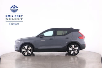 https://vehicle.imgix.net/4275968/ad19b128-ea0a-4adb-9d77-956f08661195.jpg