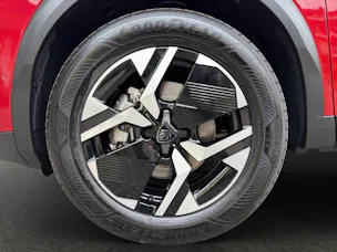 Peugeot 2008 1.2 Hybrid 145 GT
