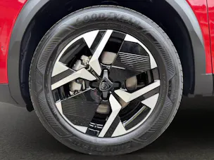 Peugeot 2008 1.2 Hybrid 145 GT