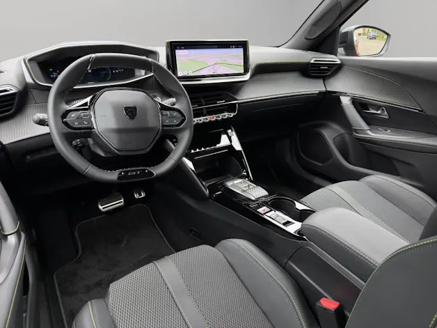 Peugeot 2008 1.2 Hybrid 145 GT