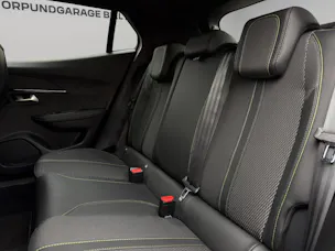 Peugeot 2008 1.2 Hybrid 145 GT