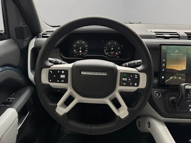 Land Rover Defender 90 3.0 D I6 250 X-Dynamic SE