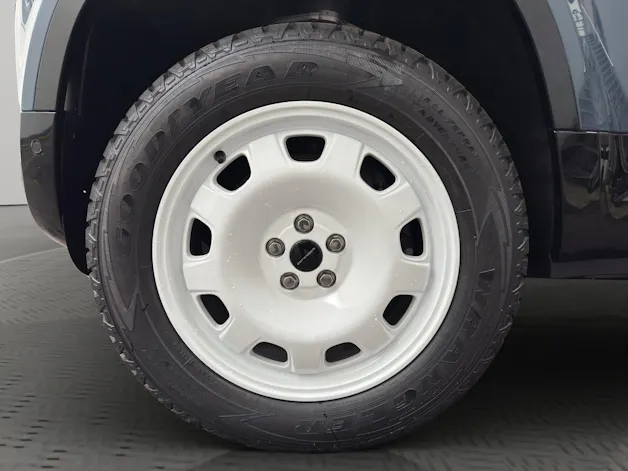 Land Rover Defender 90 3.0 D I6 250 X-Dynamic SE
