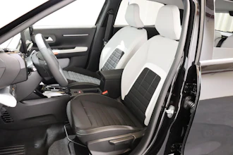 https://vehicle.imgix.net/4276015/ca167806-88b5-443c-b671-cf5b82a11ce6.JPG