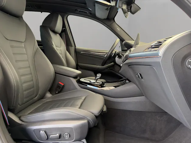 BMW X3 M40i Travel