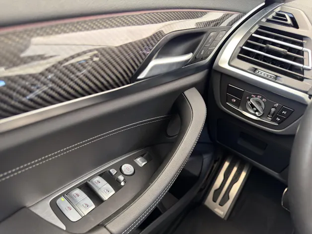 BMW X3 M40i Travel