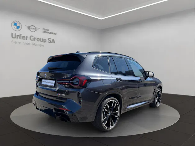 BMW X3 M40i Travel