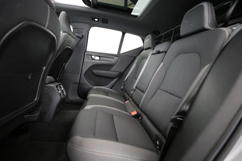 immagine del veicolo VOLVO XC40