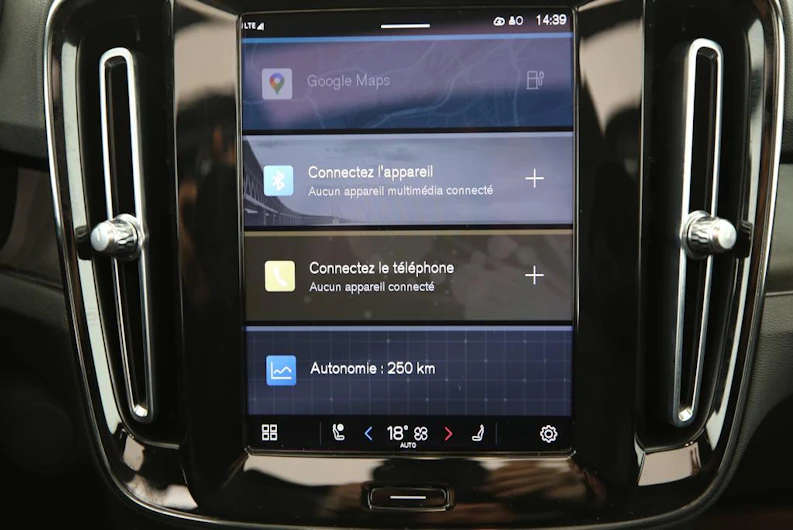 immagine del veicolo VOLVO XC40