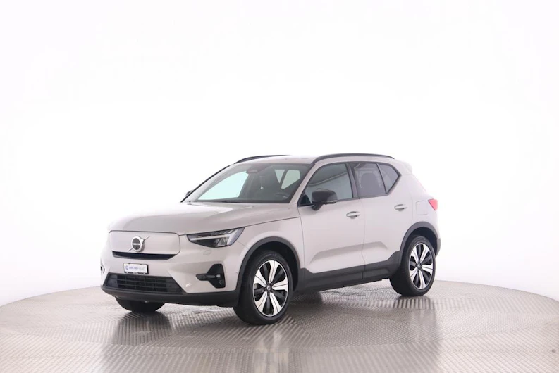 immagine del veicolo VOLVO XC40