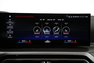 https://vehicle.imgix.net/4276053/72472e15-84fe-4deb-82d2-003b2cb79978.jpg