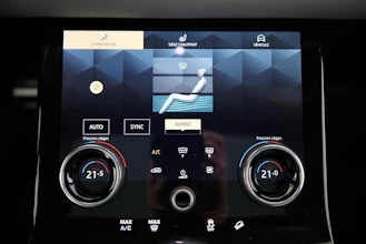 https://vehicle.imgix.net/4276059/694a01a2-8b3a-4187-86eb-439cd9ce0264.jpg