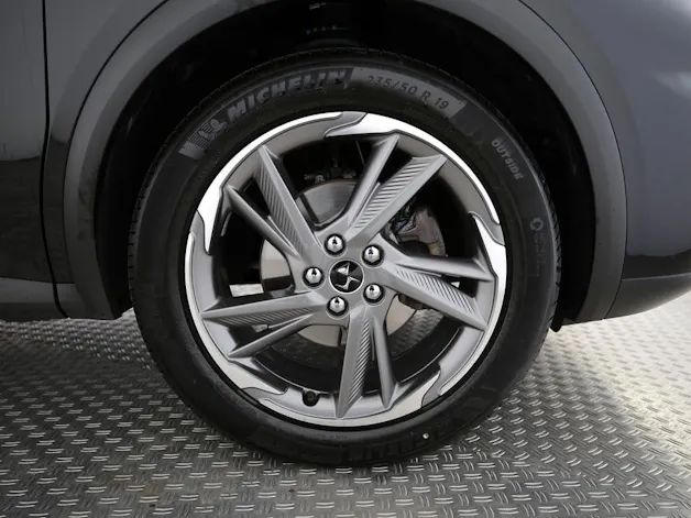 DS Automobiles 7 Crossback 1.6 PureTech Bastille+