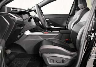 https://vehicle.imgix.net/4276112/b7892b06-f67a-43bc-ad09-f45d0e6ce68b.jpg