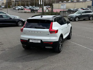 Volvo XC40 2.0 T5 R-Design AWD