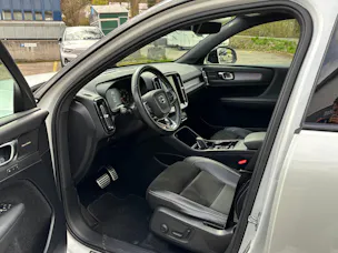 Volvo XC40 2.0 T5 R-Design AWD