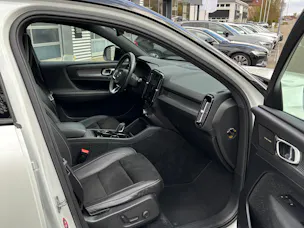 Volvo XC40 2.0 T5 R-Design AWD