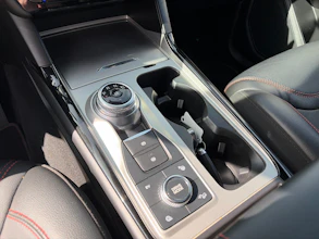 https://vehicle.imgix.net/4276152/7a93132e-74a4-4bcf-a100-7f83751085b4.jpg