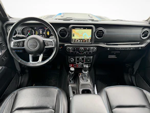 https://vehicle.imgix.net/4276160/7cf7fe45-ab1e-418c-8c1c-0c7784fb46ec.jpg