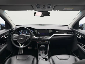 https://vehicle.imgix.net/4276175/1b68d628-b14e-4717-87b1-47ebd295717f.jpg
