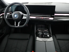 https://vehicle.imgix.net/4276202/2345653d-97ee-4ad9-8345-eb2be5ccc44b.jpg