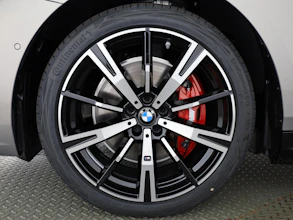 https://vehicle.imgix.net/4276202/c691842c-474f-4cb4-8fd7-ca5884bed315.jpg