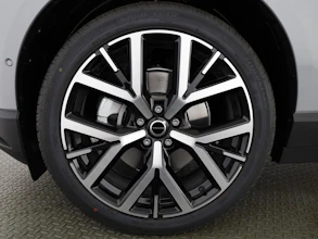 https://vehicle.imgix.net/4276203/36ea07e6-fee2-43f0-a5aa-3bd85754d1b7.jpg