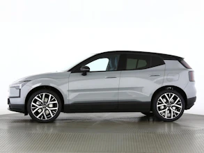 https://vehicle.imgix.net/4276203/e0fa0cdf-65f7-41c5-a1d9-8978065e8e4e.jpg
