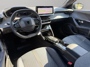 Peugeot 2008 1.2 Hybrid 145 Allure