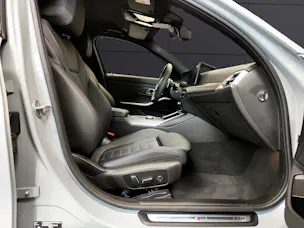 BMW 320d xDrive SAG Attraktiven Leasingzinssatz ab 1,9 % bei Abschluss einer BMW Fahrzeugversicherung.