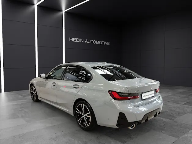 BMW 320d xDrive SAG Attraktiven Leasingzinssatz ab 1,9 % bei Abschluss einer BMW Fahrzeugversicherung.