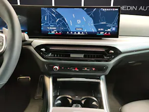 BMW 320d xDrive SAG Attraktiven Leasingzinssatz ab 1,9 % bei Abschluss einer BMW Fahrzeugversicherung.