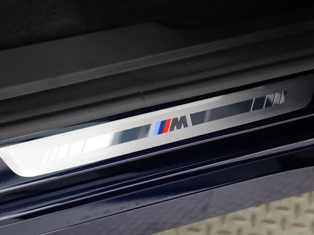 BMW X3 M50i