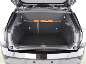 https://vehicle.imgix.net/4276268/2437efc6-9005-4e31-bbfd-6ad41599e491.jpg