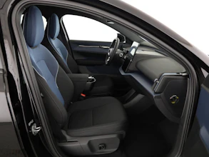 https://vehicle.imgix.net/4276279/04f41711-ba41-4cd7-852b-d8e17450911b.jpg