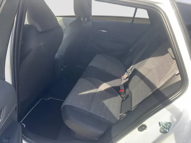 Toyota Corolla Touring Sports 2.0 HSD Swiss Edition
