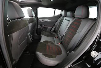 https://vehicle.imgix.net/4276289/1f07ccc2-5e06-4e48-bb0a-1ae8ed49ebe7.jpg